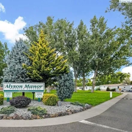 Image 2 - A Court, Richland, WA 99354, USA - Apartment for sale