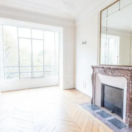 Rent this 3 bed apartment on 30 x Route d'Auteuil aux Lacs in 75016 Paris, France