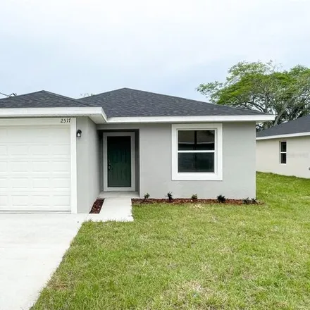 Buy this 3 bed house on 2517 Sunset Dr in Winter Haven, Florida