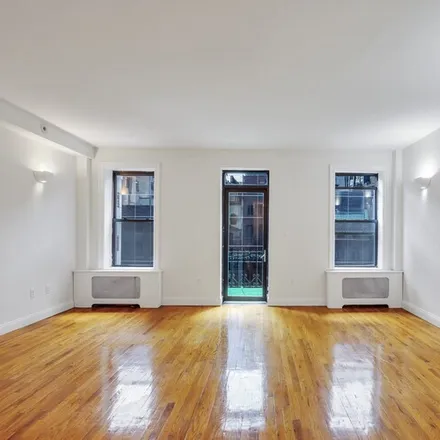 Image 3 - W 54th St, Unit PHA - Apartment for rent