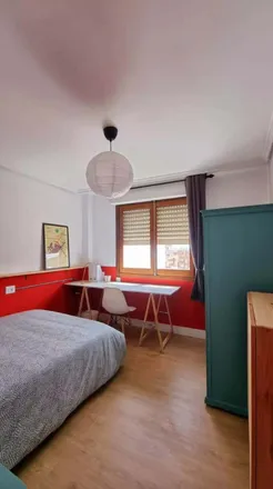 Rent this 4 bed room on Gran Via de Tàrrega Monteblanco / Gran Vía Tàrrega Monteblanco in 12006 Castelló de la Plana, Spain