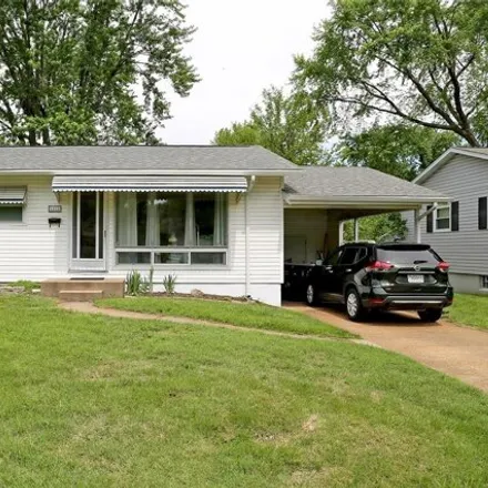 Buy this 3 bed house on 1675 Fernbrook Lane in Florissant, MO 63031