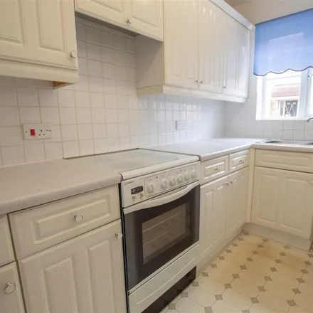 Image 5 - Pearmain Walk, Haverhill, CB9 9QS, United Kingdom - House for rent