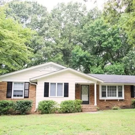 Rent this 3 bed house on 1301 Manovill Place in Raleigh, NC 27609