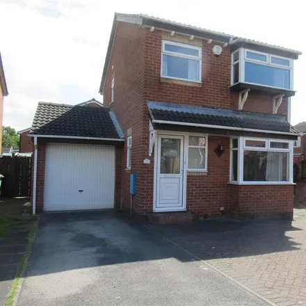 Rent this 3 bed house on Clayton Way in Rothwell, LS10 2HF