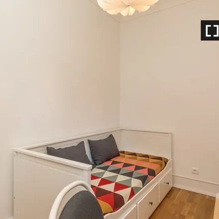 Rent this 6 bed room on Pç. Areeiro in Avenida Padre Manuel da Nóbrega, 1000-193 Lisbon