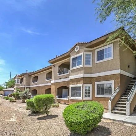 Image 2 - 841 Sky Forest Drive, Henderson, NV 89011, USA - Condo for sale