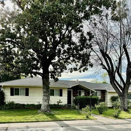 Buy this 3 bed house on 2267 Homewood Way in Carmichael, CA 95608