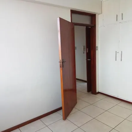 Image 8 - Barnard Street, Oakdale, Bellville, 7530, South Africa - Apartment for rent