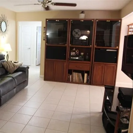 Image 6 - 3725 Northwest 103rd Avenue, Coral Springs, FL 33065, USA - House for sale