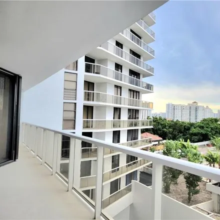 Image 1 - 20281 East Country Club Drive, Aventura, FL 33180, USA - Condo for rent