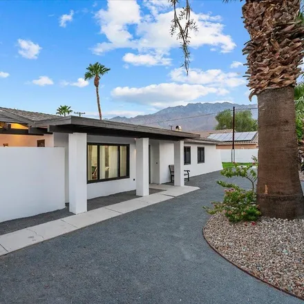 Image 3 - 1815 East Racquet Club Road, Palm Springs, CA 92262, USA - House for sale