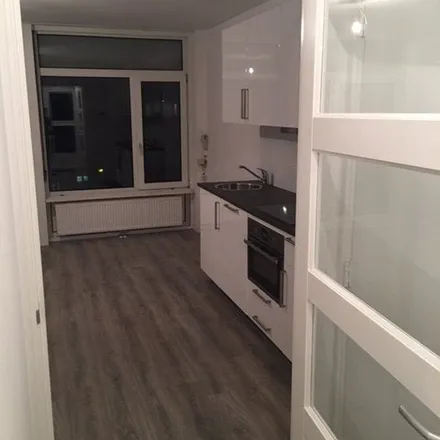 Rent this 1 bed apartment on Hengelosestraat 34C in 7514 AH Enschede, Netherlands