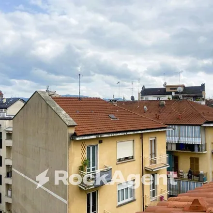 Image 2 - Via Cumiana 53b, 10141 Turin TO, Italy - Apartment for rent