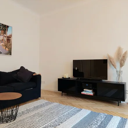 Rent this 1 bed apartment on Weinstube Garage in Damaschkestraße 8, 10711 Berlin
