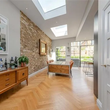 Image 7 - 94 Kempe Road, Brondesbury Park, London, NW6 6SN, United Kingdom - House for sale
