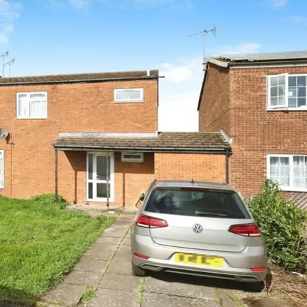 Buy this 3 bed duplex on Whernside in Rugby, CV21 1PJ