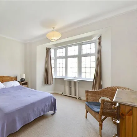 Image 5 - United Reformed Church House, 86 Tavistock Place, London, WC1H 9RT, United Kingdom - Apartment for rent