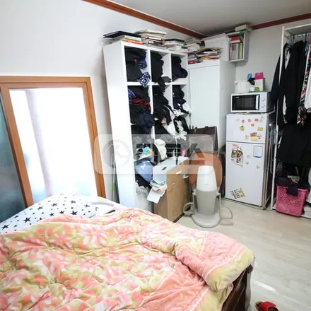 Rent this studio apartment on 서울특별시 강남구 삼성동 27-11