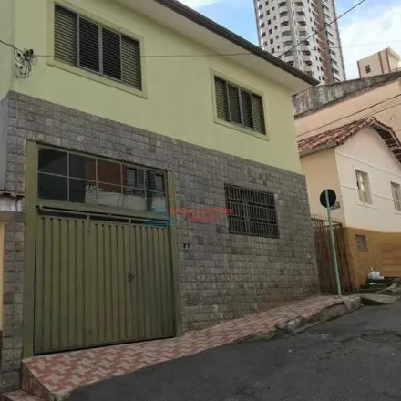 Buy this 3 bed house on Avenida Rio Branco in Centro, Varginha - MG