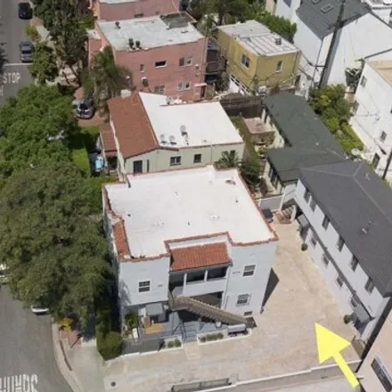 Image 2 - 832 Hilldale Ave, West Hollywood, California, 90069 - House for sale