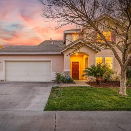 Buy this 3 bed house on 9798 Tundra Swan Circle in Elk Grove, CA 95757
