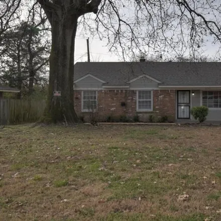 Buy this 3 bed house on 1877 Bender Road in Memphis, TN 38116
