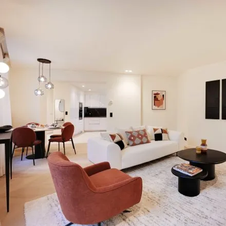 Image 2 - Paris 8e Arrondissement, IDF, FR - Apartment for rent