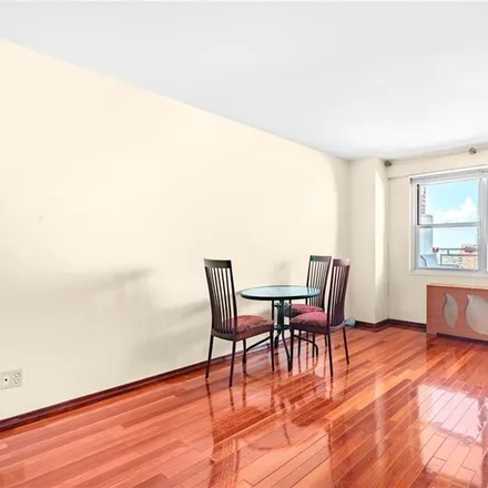 Image 2 - 2928;2930;2932 West 5th Street, New York, NY 11224, USA - Condo for sale