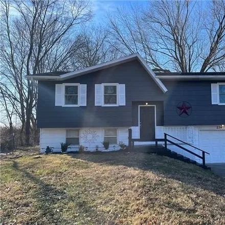 Buy this 3 bed house on 398 East Moss Street in Lawson, Ray County