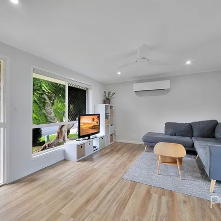 Image 1 - McLiver Street, Pialba QLD 4655, Australia - Apartment for rent
