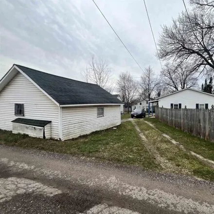Image 4 - 600 Russell Street, Kendallville, IN 46755, USA - House for sale