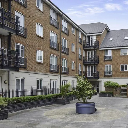 Rent this 2 bed apartment on Dorey House in Tallow Road, London