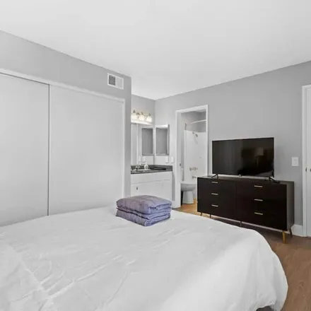 Image 3 - Colton, CA, 92324 - Apartment for rent