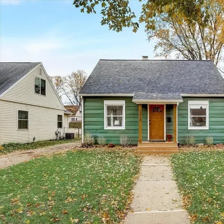 Buy this 3 bed house on 2313 Myrtle Street in Madison, WI 53704