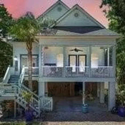 Buy this 3 bed house on 95 Logan Street in Tybee Island, Chatham County