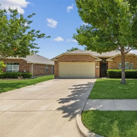 Buy this 3 bed house on 437 Brookhollow Ln in Saginaw, Texas