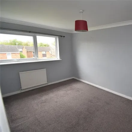 Image 9 - 47 Brentwood Close, Houghton Regis, LU5 5PH, United Kingdom - Townhouse for rent