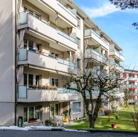Rent this studio apartment on Chemin des Bluets 6 in 1012 Pully, Switzerland