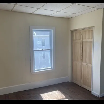 Image 3 - 935 County Street, New Bedford, MA 02746, USA - Apartment for rent