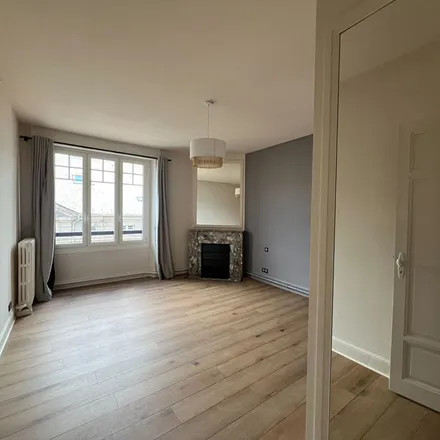 Rent this 4 bed apartment on 12 Place du Square in 15000 Aurillac, France