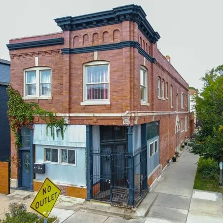 Buy this 1studio house on 2700 West 24th Place in Chicago, IL 60608