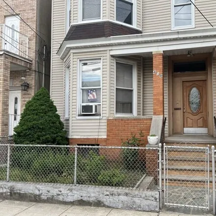 Rent this 2 bed house on Saint Matthew's Lutheran Church in 22nd Street, Union City