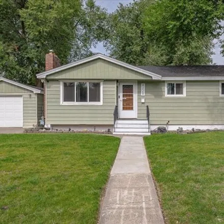 Buy this 5 bed house on 4286 West Everett Avenue in Spokane, WA 99205