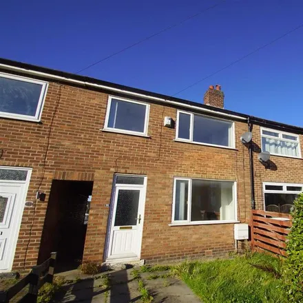 Rent this 2 bed townhouse on Blue Hill Lane in Leeds, LS12 4WD
