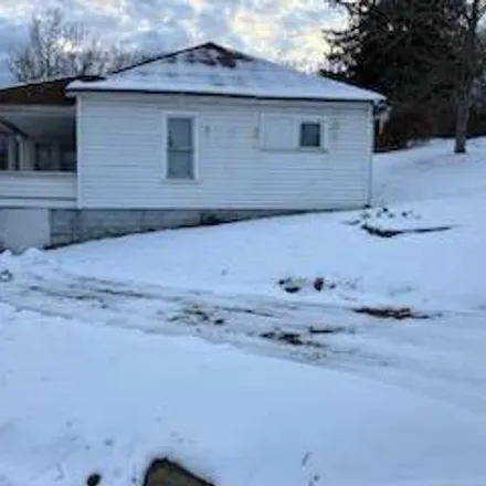 Image 3 - 398 Holley Street, Burnsville, Braxton County, WV 26335, USA - House for sale