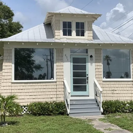 Buy this studio house on Seaway Drive in Fort Pierce, FL 34949
