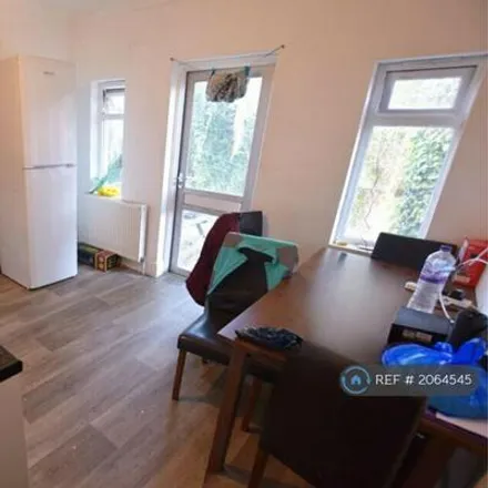 Image 6 - 74 Newcombe Road, Bedford Place, Southampton, SO15 2FS, United Kingdom - House for rent