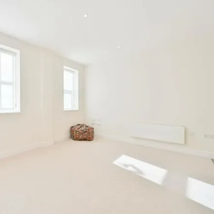 Buy this 1 bed apartment on Bromyard House in Bromyard Avenue, London