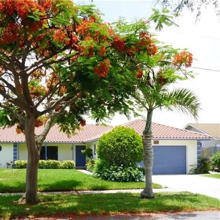 Buy this 3 bed house on 901 Southeast 13th Street in Deerfield Beach, FL 33441